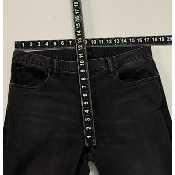 *Uniqlo Jeans Mens 34X32 Black Denim Straight Leg Dark Wash Stretch - Picture 6 of 11